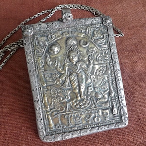 Lord Vishnu as Perumal | Silver Pendant from India | Hindu Amulet