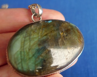 Oval Labradorite Pendant from India