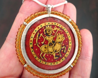 Colgante vintage de la diosa Durga de la India / Amuleto hindú / Joyería tribal