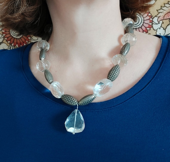 インド産のシルバーとクリスタルのネックレス - Etsy 日本