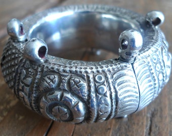 Großes Silber Armband aus Indien | Traditioneller Schmuck | Unikat Silber Armreif
