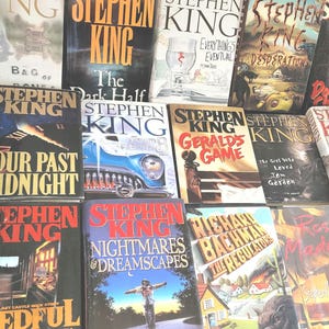 Stephen King TRUE FIRST editions ( first printings). FREE ship via Media Mail. Hardcovers - buyer's choice.  Price is per single book.