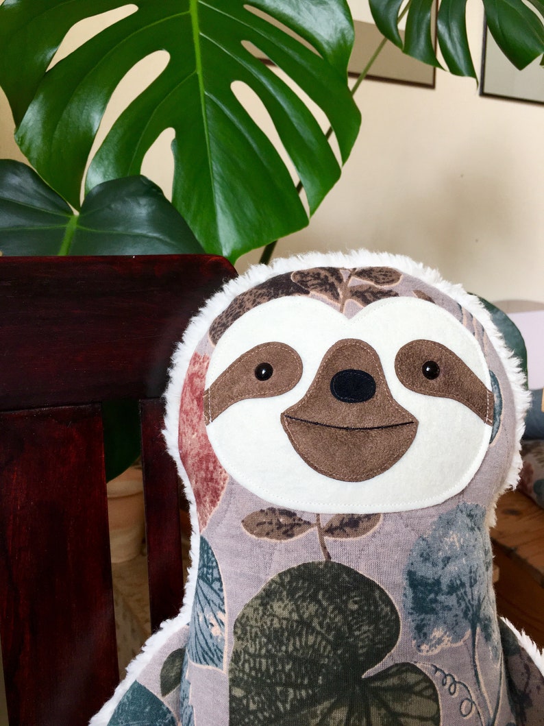 Sloth stuffed animal image 5