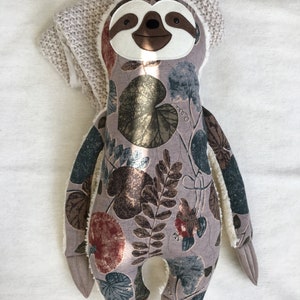 Sloth stuffed animal image 6