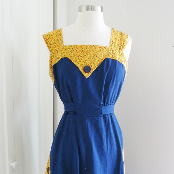 70's Sleeveless Sun Dress // Calico Print Cottage Core   Midi Dress// Waist 36" // Size Extra Large
