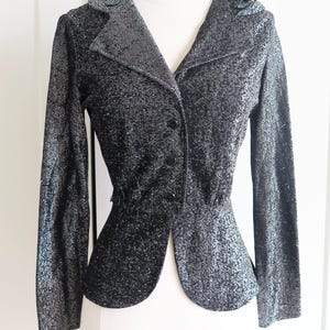 Blazer peplum con capucha de lúrex negro y plateado de los años 80 // Chaqueta entallada vintage de los años 80 // Talla pequeña