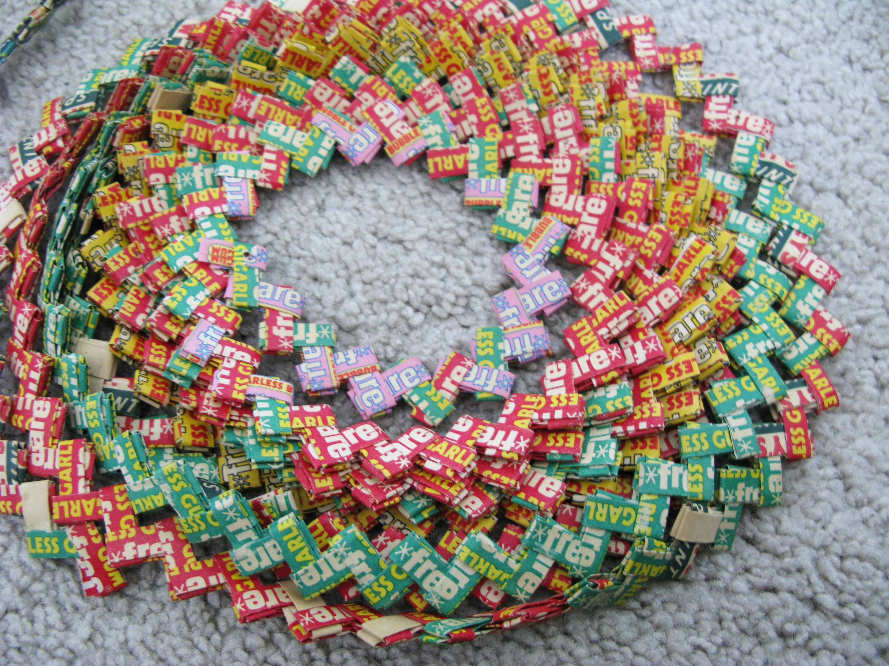 Super-Sweet Kid Craft: Starburst Candy Wrapper Bracelets - Make: