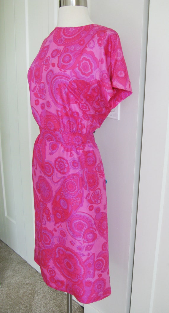 Hot Pink Paisley Silk Dress// Vintage 1950's Shea… - image 5