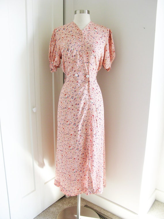 1930's Day  Dress // Vintage Pink Floral  Print Ra