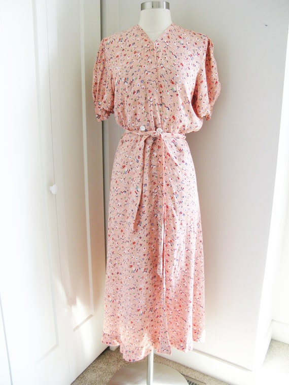 1930's Day  Dress // Vintage Pink Floral  Print R… - image 6