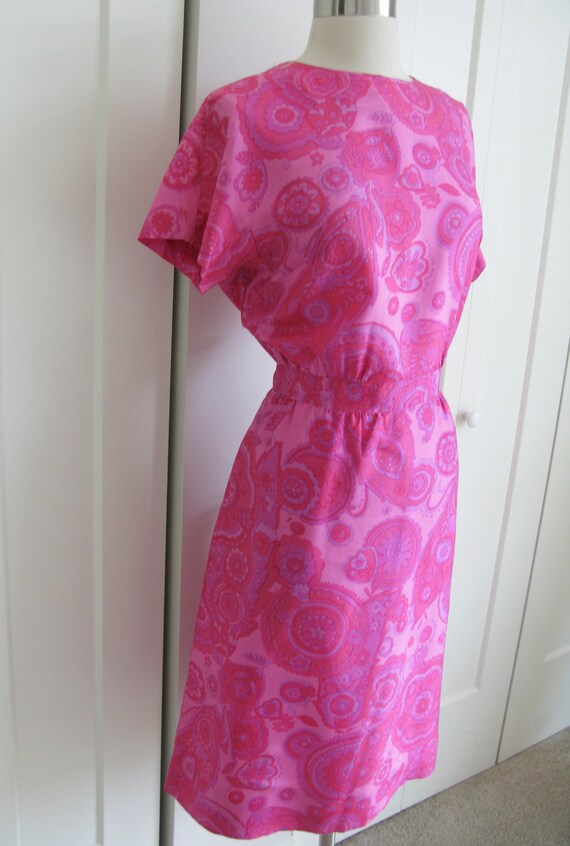Hot Pink Paisley Silk Dress// Vintage 1950's Shea… - image 4