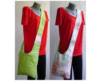 Green flowery reversible shoulder bag