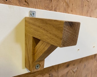 Small Oak shelf bracket