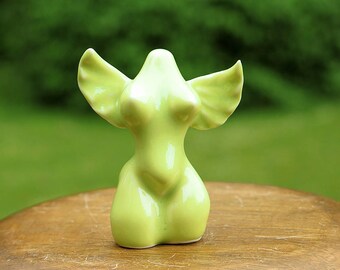 Pastell Lime Chartreuse Venus Mini Figurine 6.5cm