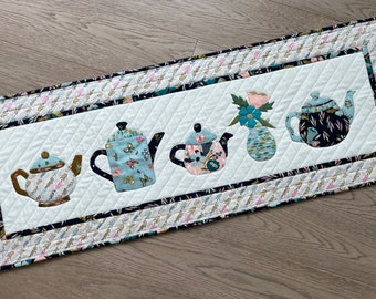 Teapots Table Runner or Wall Hanging Pattern