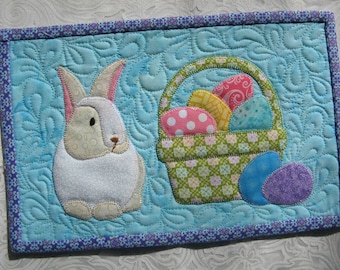 Bunny and Basket Mug Rug Quilt Pattern