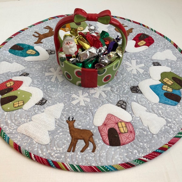 Gnome Homes Christmas Table Top Pattern PDF