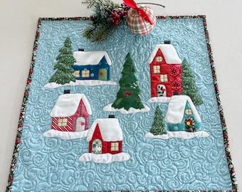 Snow Village Mini Quilt. Wall hanging, quilt block, table topper pattern PDF