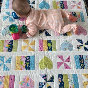 Hearts and Pinwheels Baby Quilt Pattern image 2