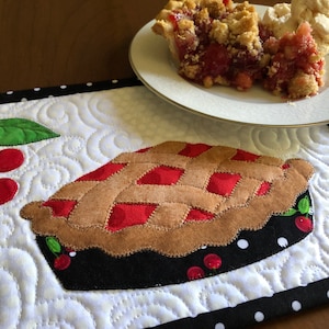 Cherry Pie, Christmas Pie Mug Rug Pattern