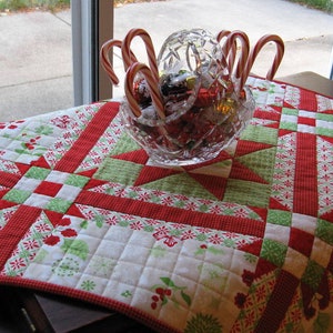 Shining Star Table Topper Pattern