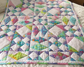 Sail Away. Lap Quilt or Child's Quilt.  PDF Pattern