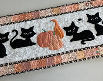 Autumn Cats Table Runner or Wall Hanging Pattern