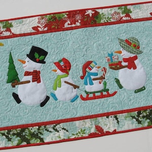 Snow Family Holiday Table Runner or Wall Hanging Pattern image 1