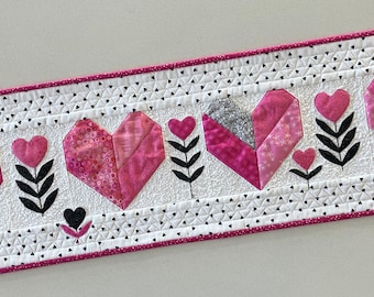 Field of Hearts Table Runner Pattern PDF