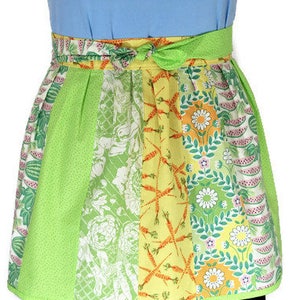 Green Veggie print Half Apron, Woman&#39;s 2X/3X - Plus size apron