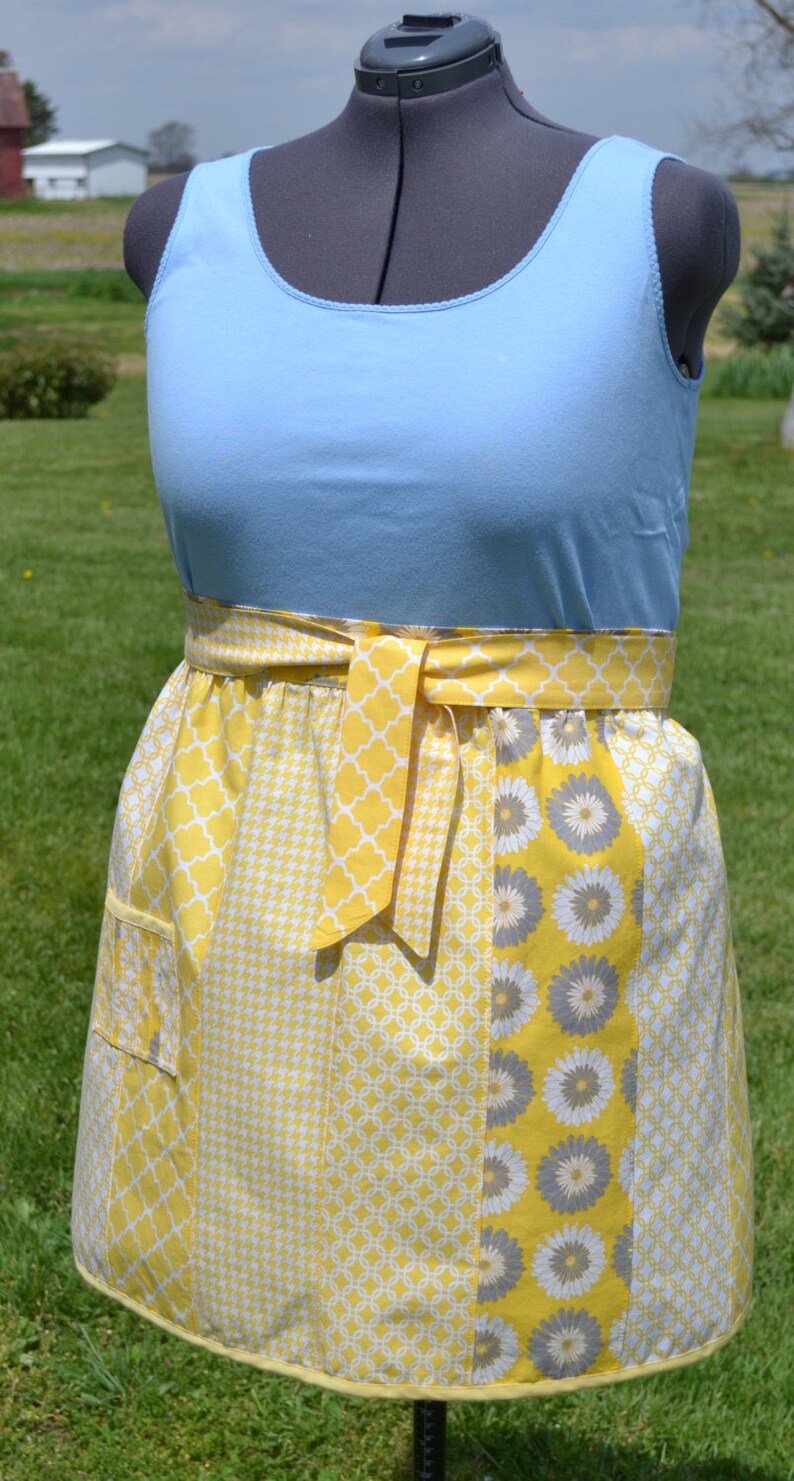 Woman's Grey and Yellow Apron Plus Size Etsy