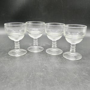 4 Small Clear Glass Cordial/Liqueur Glasses- Vintage