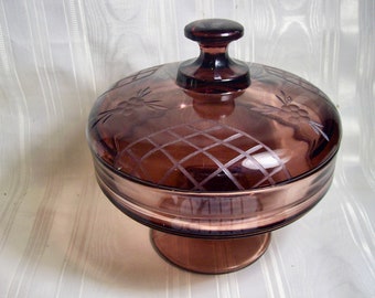 Vintage AMETHYST Glass Footed COMPOTE / CANDY Dish with Wheel Cut Pattern Lid