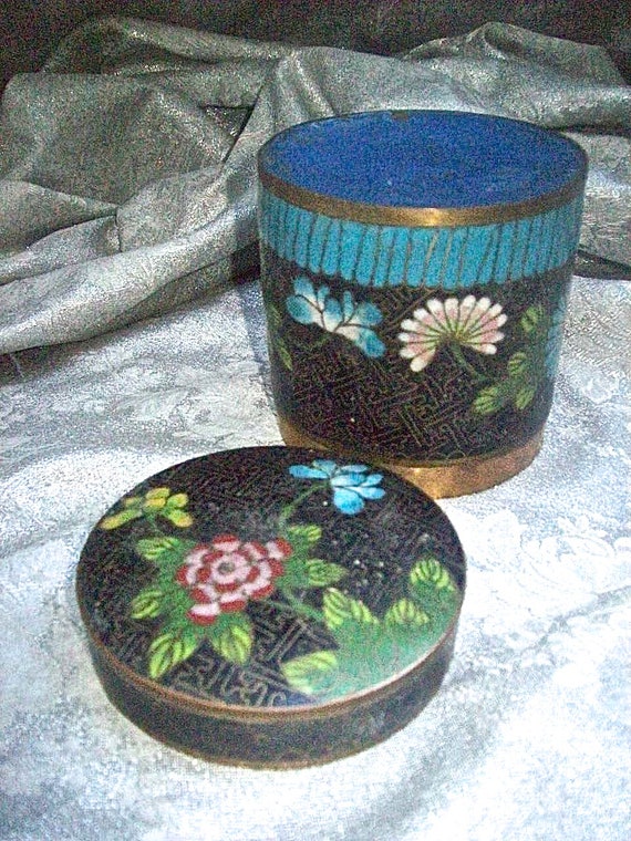 Antique Ornate CHINESE CLOISONNE CANISTER Round B… - image 7