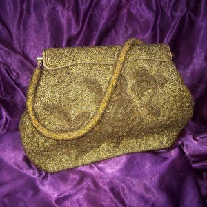 Elegant/Vintage GOLD GLASS-BEADED Purse/Handbag