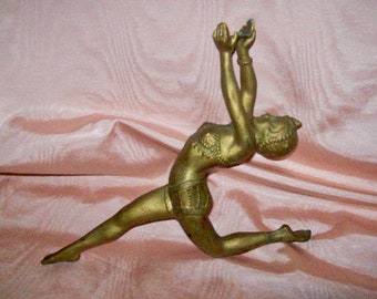 Original ART DECO weibliche Figur aus Spelter-Metall im Ist-Zustand