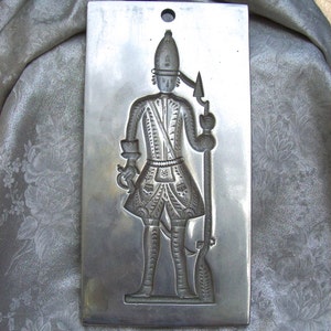 Vintage Copy of Old Virginia BAKESHOP FIGURAL MOLD Metal Wall Hanging Kitchen Decoration - Baking Cookies