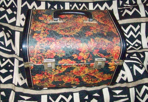 Dramatic Floral Pattern Vintage Hard Shell TRAVEL… - image 1
