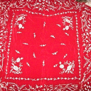 Large Vintage Hand Embroidered Red/White Chinese Silk SHAWL / PIANO SCARF / Festive Tablecloth / Christmas Tree Skirt