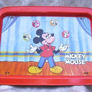 Vintage WALT DISNEY PRODUCTIONS Mickey Mouse Metal Litho Tray wiyh Mickey Juggling