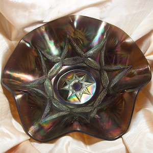 Antique Circa 1910 DUGAN CARNIVAL Amethyst GLASS Ski Star Pattern 11&quot; Diameter Bowl
