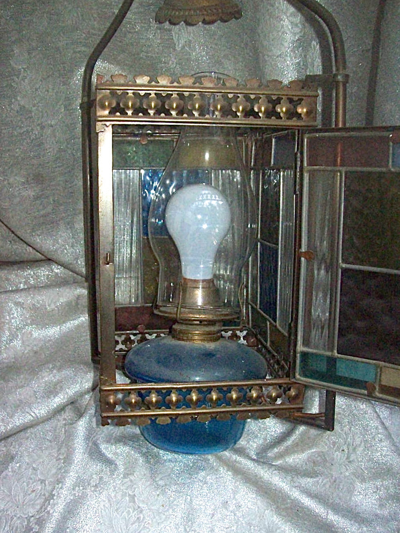 Antique Hanging Oil LAMP Converted to Electric With 4 STAINED Etsy
