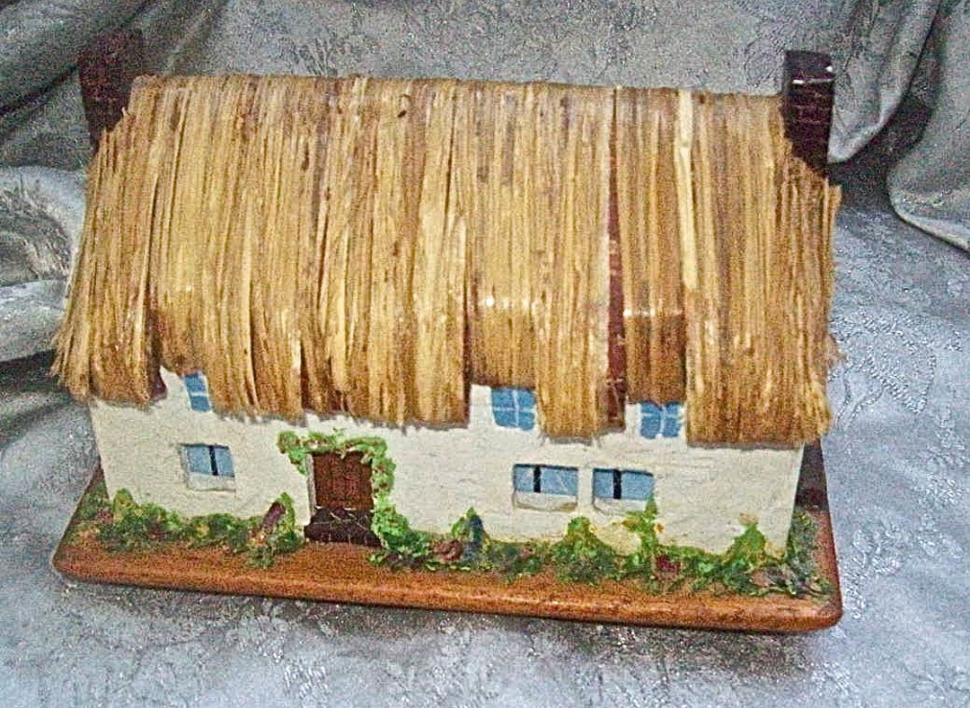 ハンドメイド 茅葺屋根 オルゴール