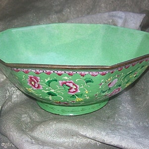 Large Antique CHINESE ENAMEL on Metal Famille Rose Octagonal BOWL