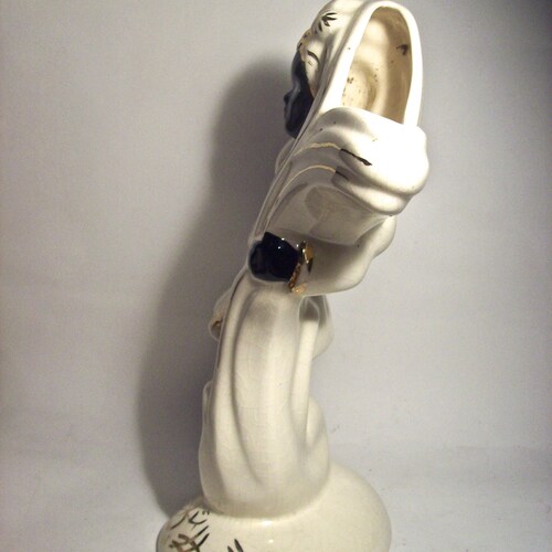 Vintage Circa 1950's Figural shops CERAMIC BLACKAMOOR VASE with Gold Details