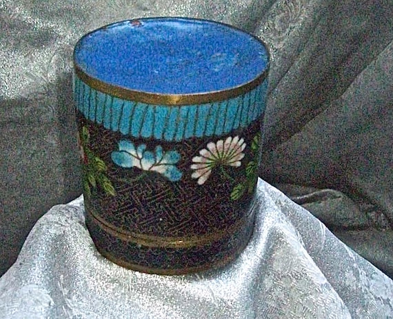 Antique Ornate CHINESE CLOISONNE CANISTER Round B… - image 10