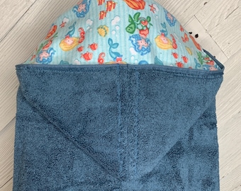 Mermaid hooded towel or poncho towel, pool towel, toddler hooded towel, girl mermaid beach towel, kids beach wrap