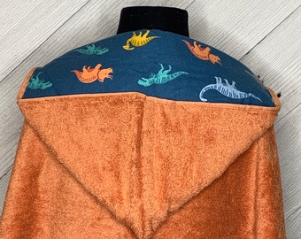 Kids hooded towel or hooded poncho towel with dinosaurs, personalized beach towel, boy bath towel, kids pool wrap, toddler beach