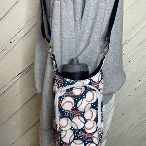 Flaschentasche mit Baseball, verstellbare Umhängetasche, Geschenk für Wanderer, Flaschentasche, Flaschenträger
