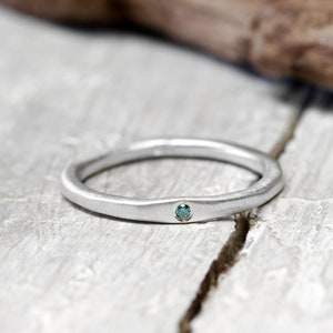 925 Silberring Stapelring mit meerblauem Diamant, No. 118, Ring, Diamantring, Verlobungsring, Brillantring organische Form